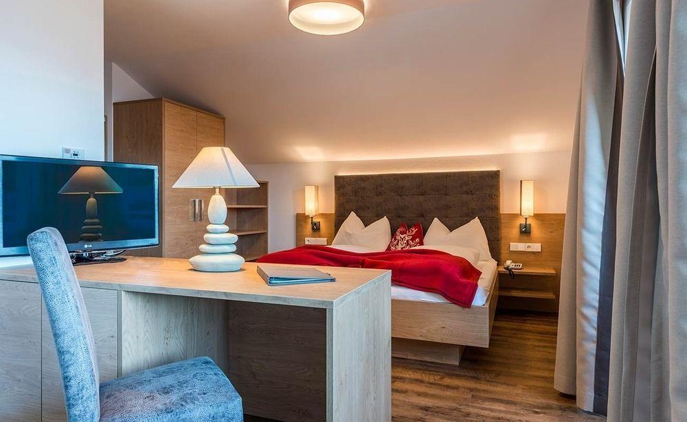 Hotel Alpenfrieden Maranza Extérieur photo